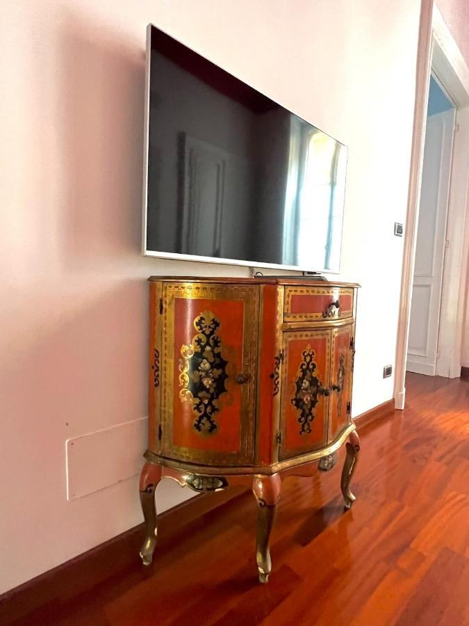 Appartamento Su Cortile Magico Turin Exteriör bild